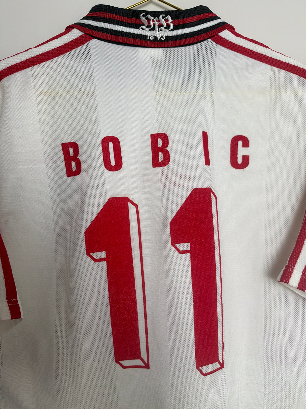 VfB Stuttgart 1996/97, Heimtrikot, #11 Bobic, S