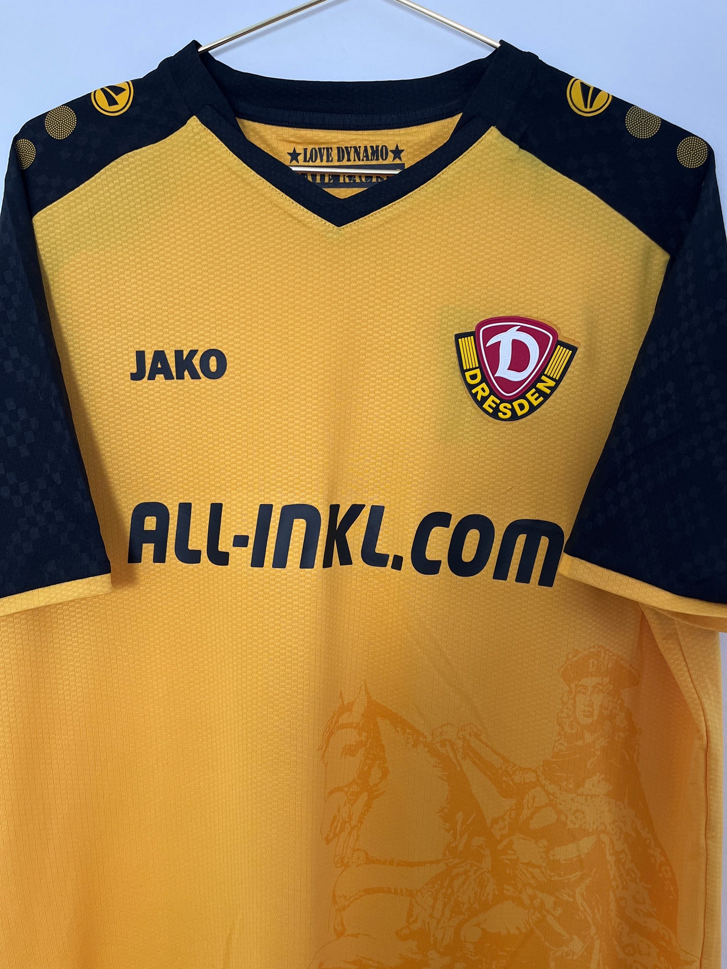 Dynamo Dresden 2024/25 Heimtrikot