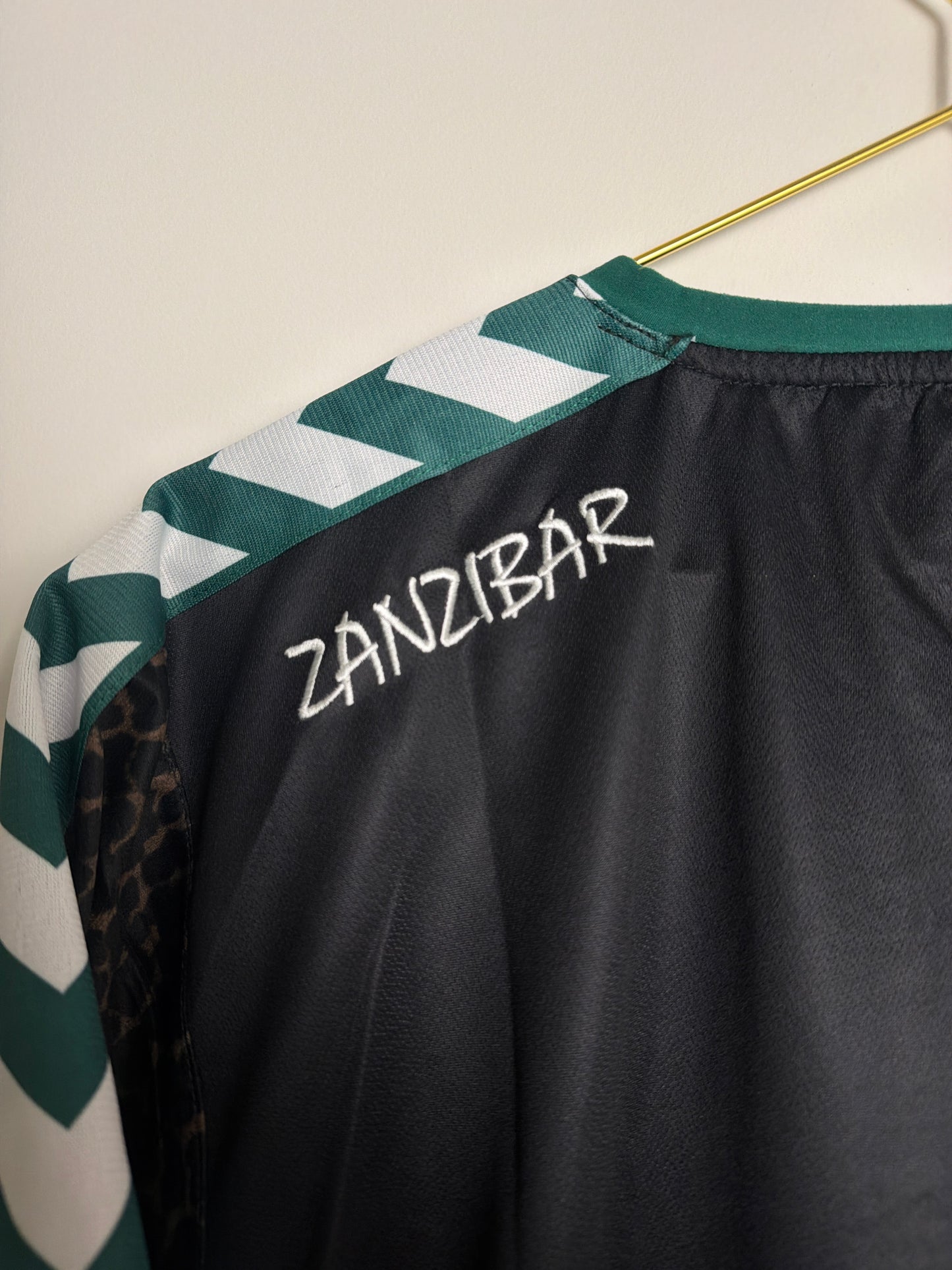 Sansibar 2012, Heimtrikot, L