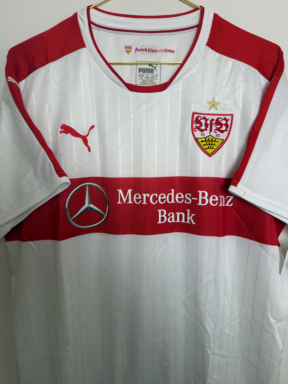VfB Stuttgart 2016/17, Heimtrikot, L