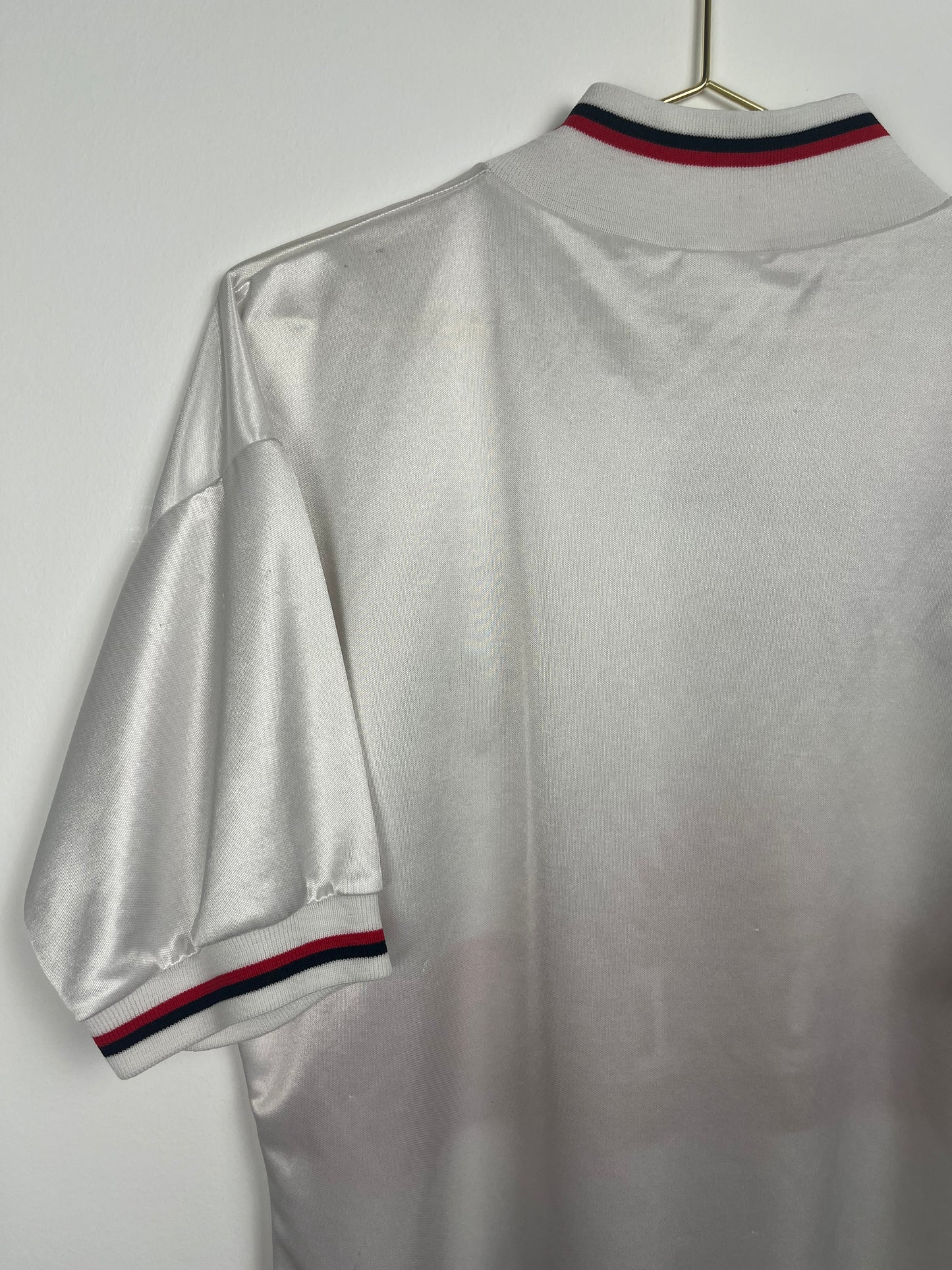 VfB Stuttgart 1993-1995, Heimtrikot, M