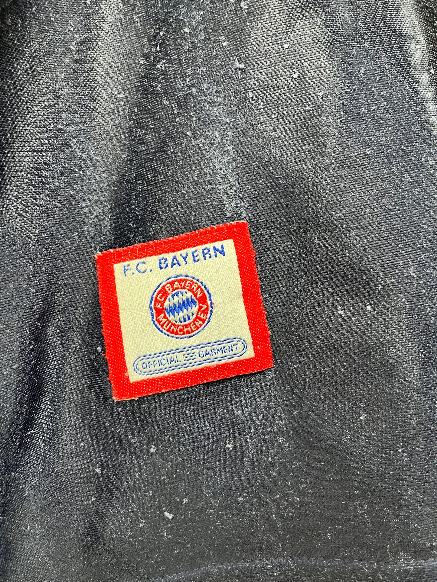 FC Bayern München 1997-1999, Heimtrikot, L
