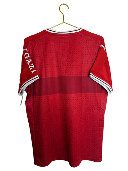 VfB Stuttgart 2017/18, Auswärtstrikot, L