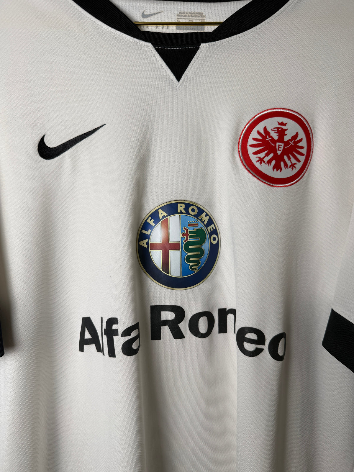 Eintracht Frankfurt 2014/15, Auswärtstrikot, XL