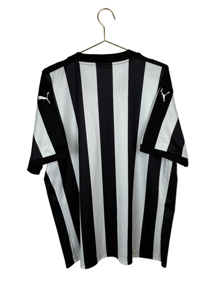 Newcastle United 2017/18, Heimtrikot, Jubiläumstrikot 125 Jahre,