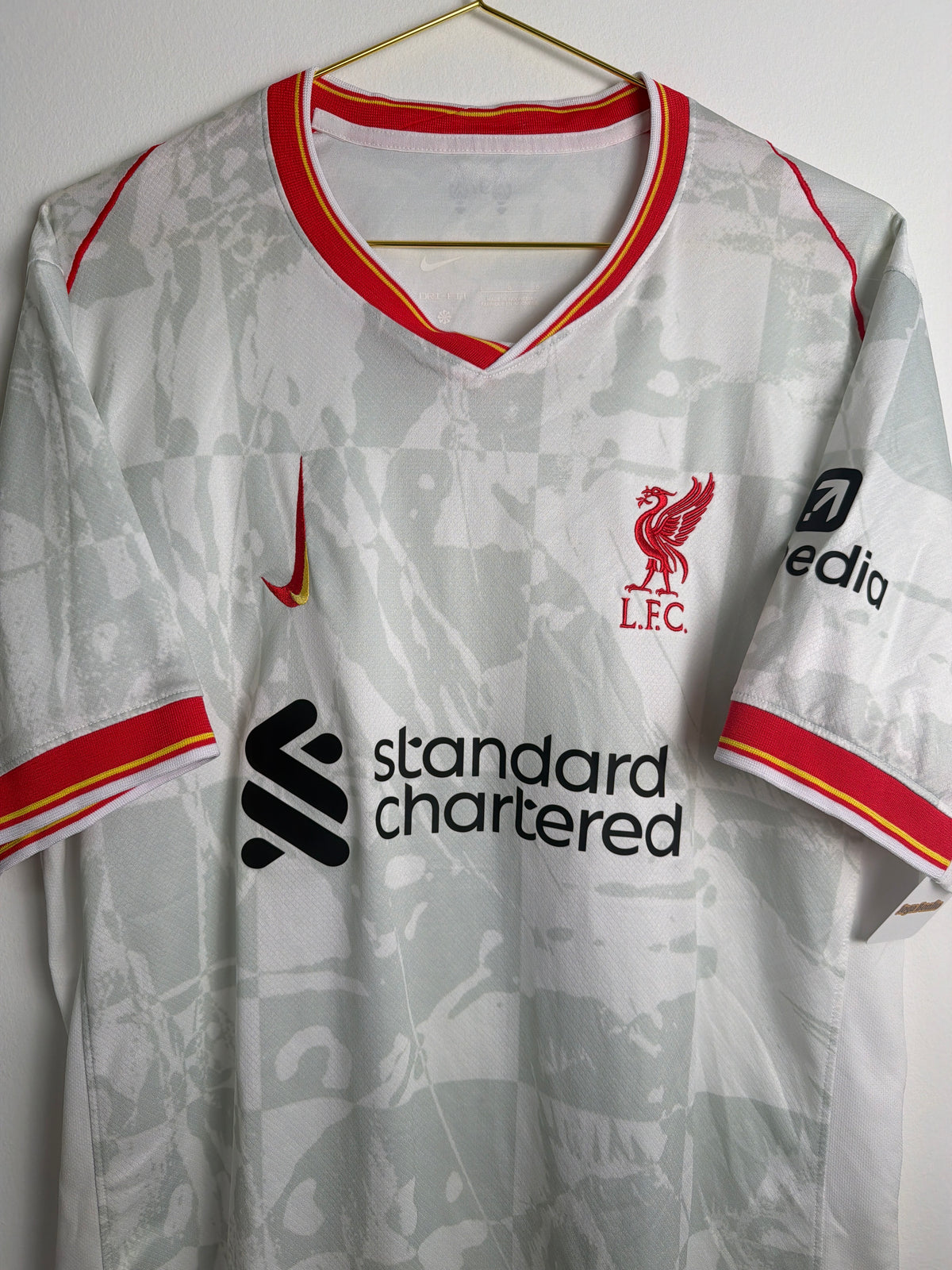 FC Liverpool 2024/25, Ausweichtrikot, L