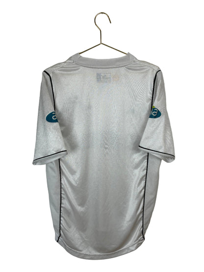 Besiktas Istanbul 2003/04, Heimtrikot,