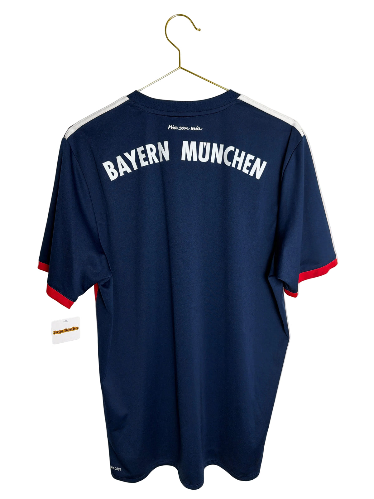 FC Bayern München 2017/18, Auswärtstrikot, L