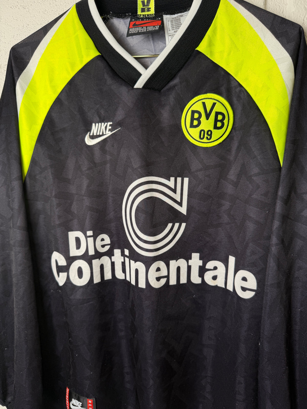 Borussia Dortmund 1995/96, Auswärtstrikot langarm, S