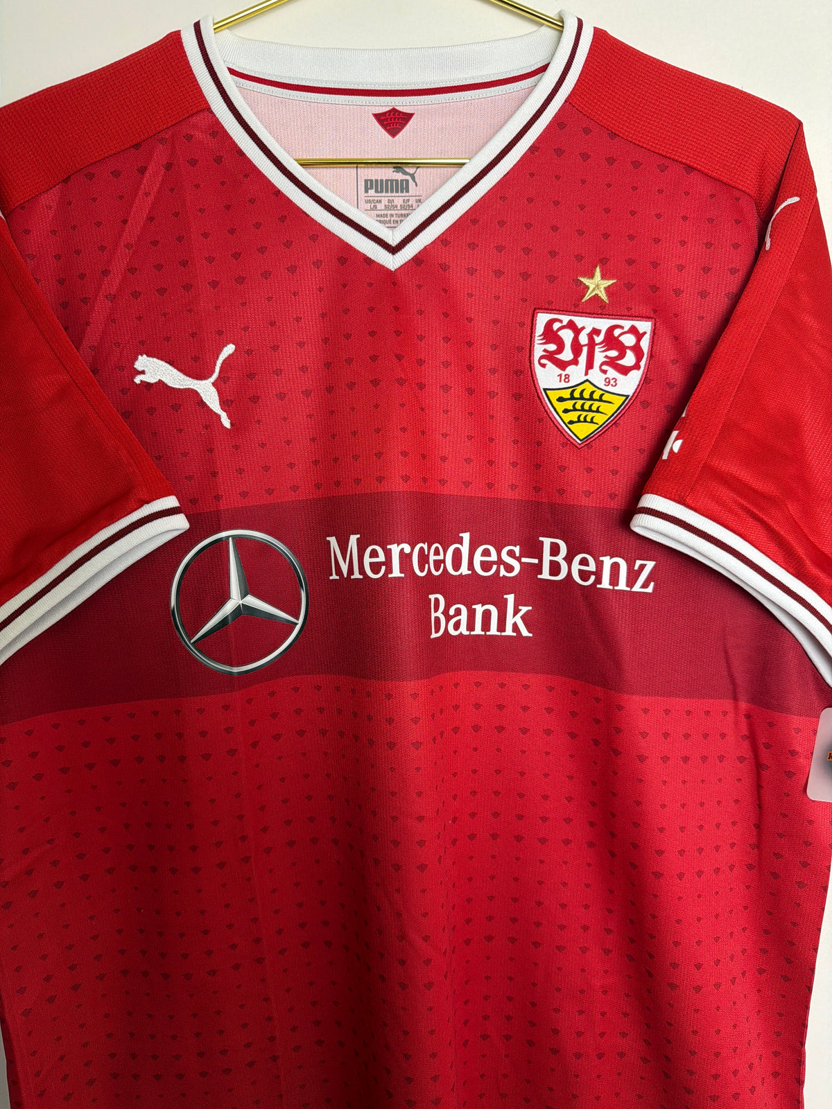VfB Stuttgart 2017/18, Auswärtstrikot, L