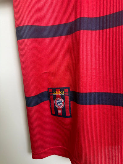 FC Bayern München 1998-00, Auswärtstrikot, L