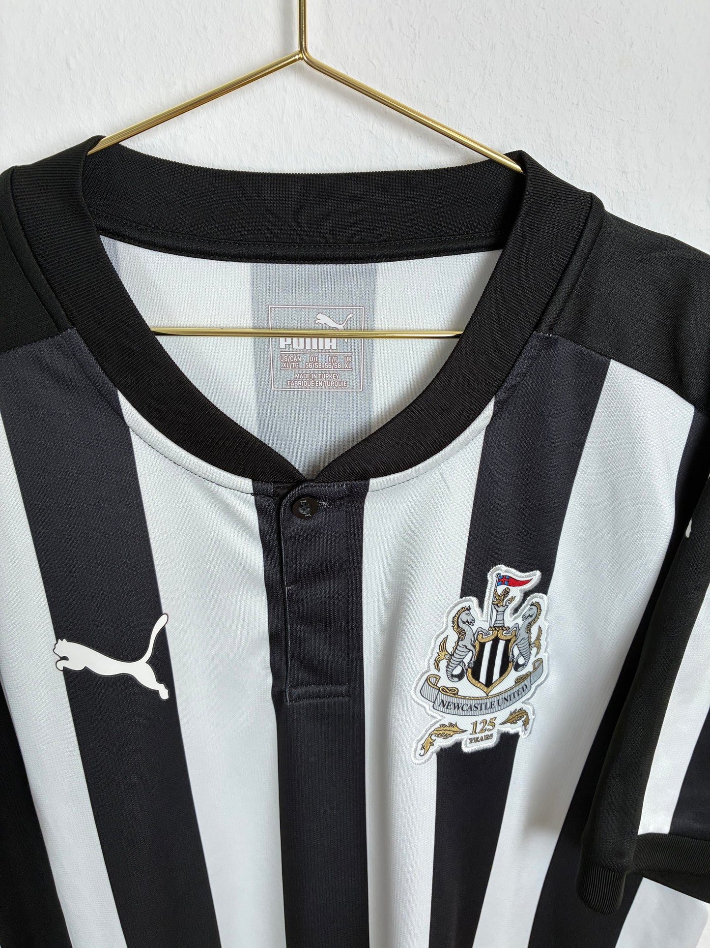 Newcastle United 2017/18, Heimtrikot, Jubiläumstrikot 125 Jahre,