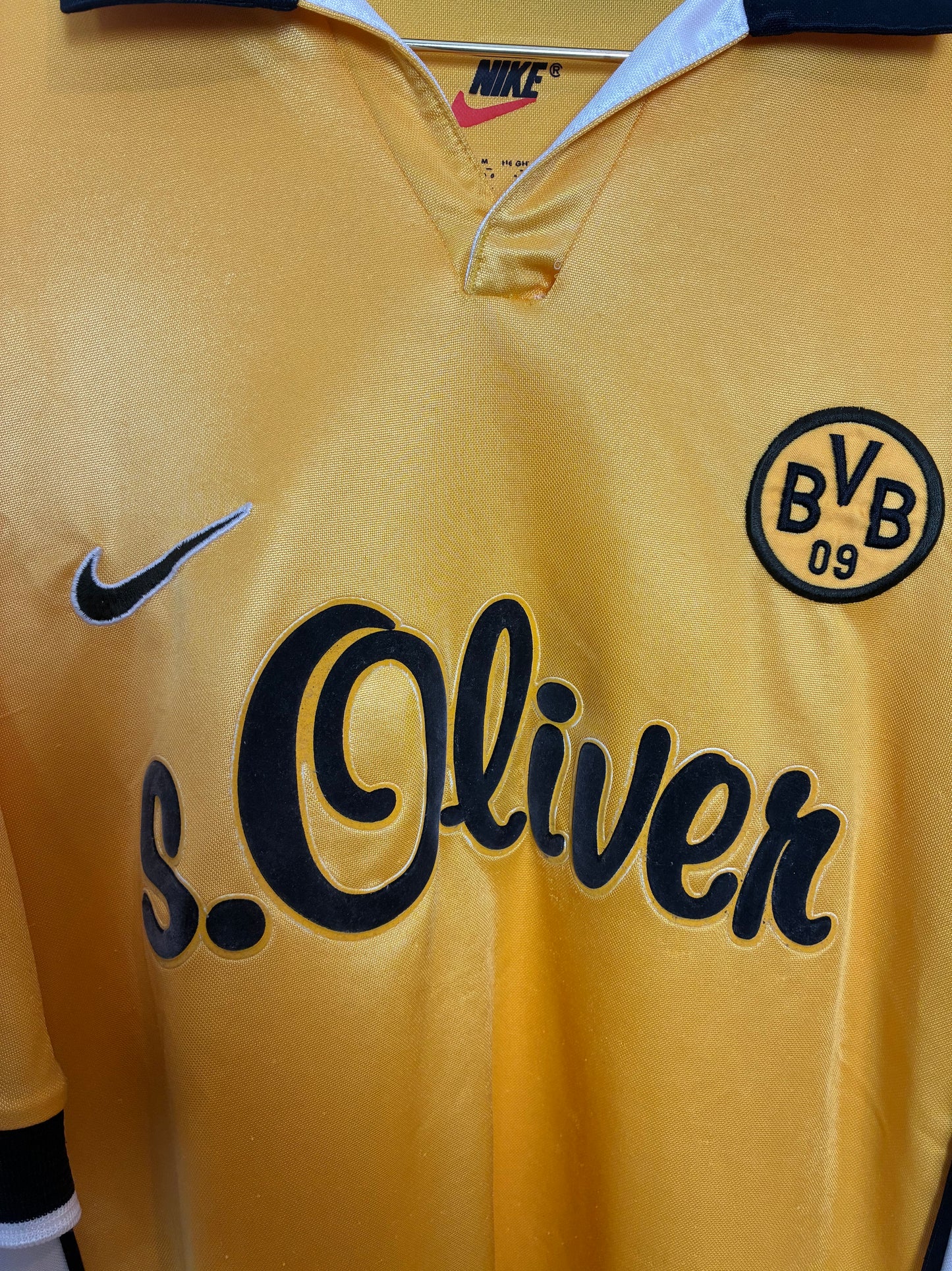 Borussia Dortmund 1998-00, Heimtrikot, M