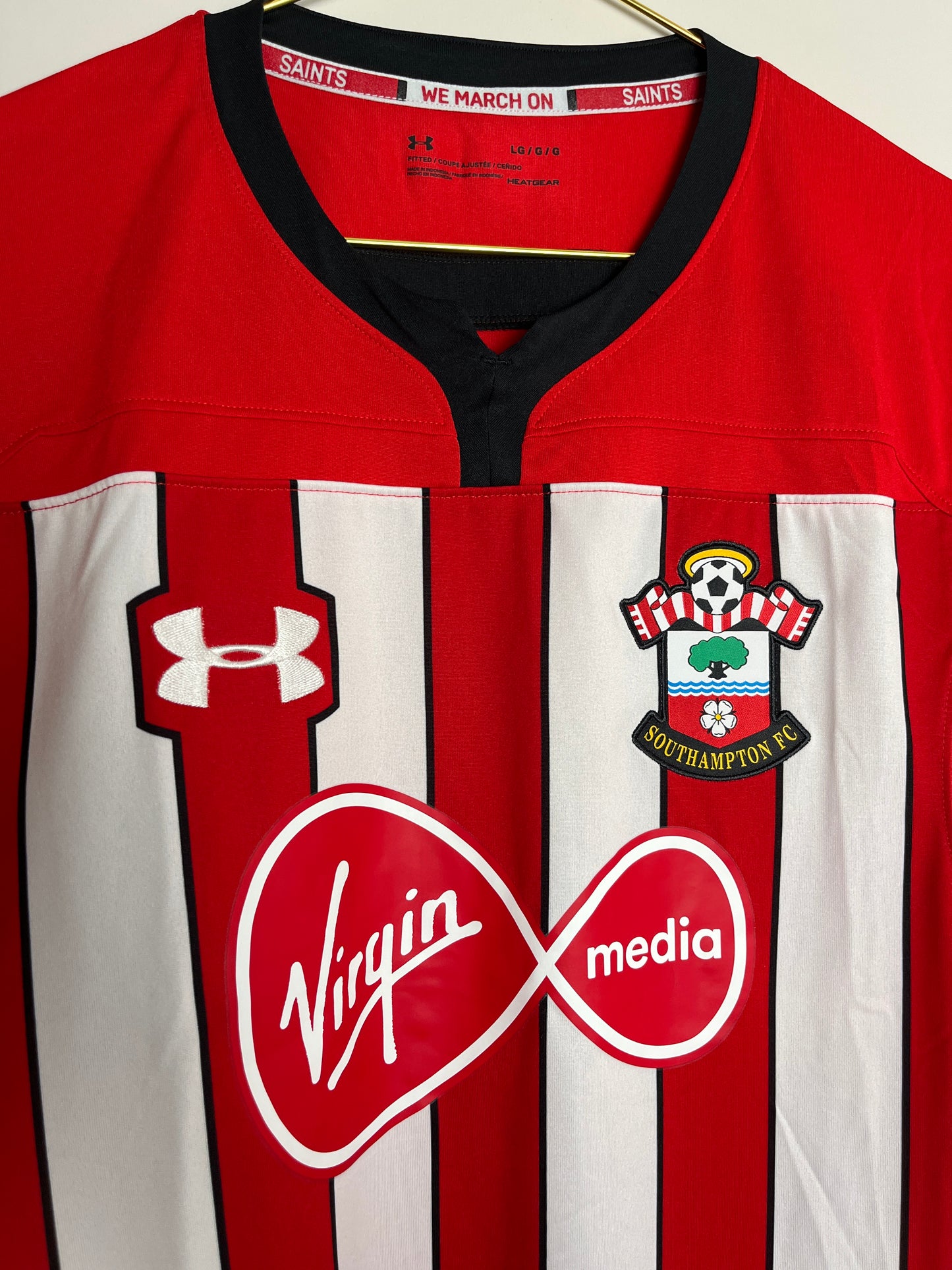 FC Southampton 2018/19, Heimtrikot, L