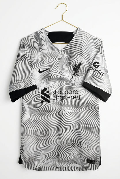 FC Liverpool 2022/23, Auswärtstrikot, M
