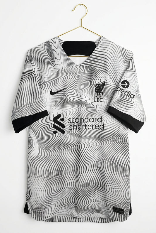 FC Liverpool 2022/23, Auswärtstrikot, M