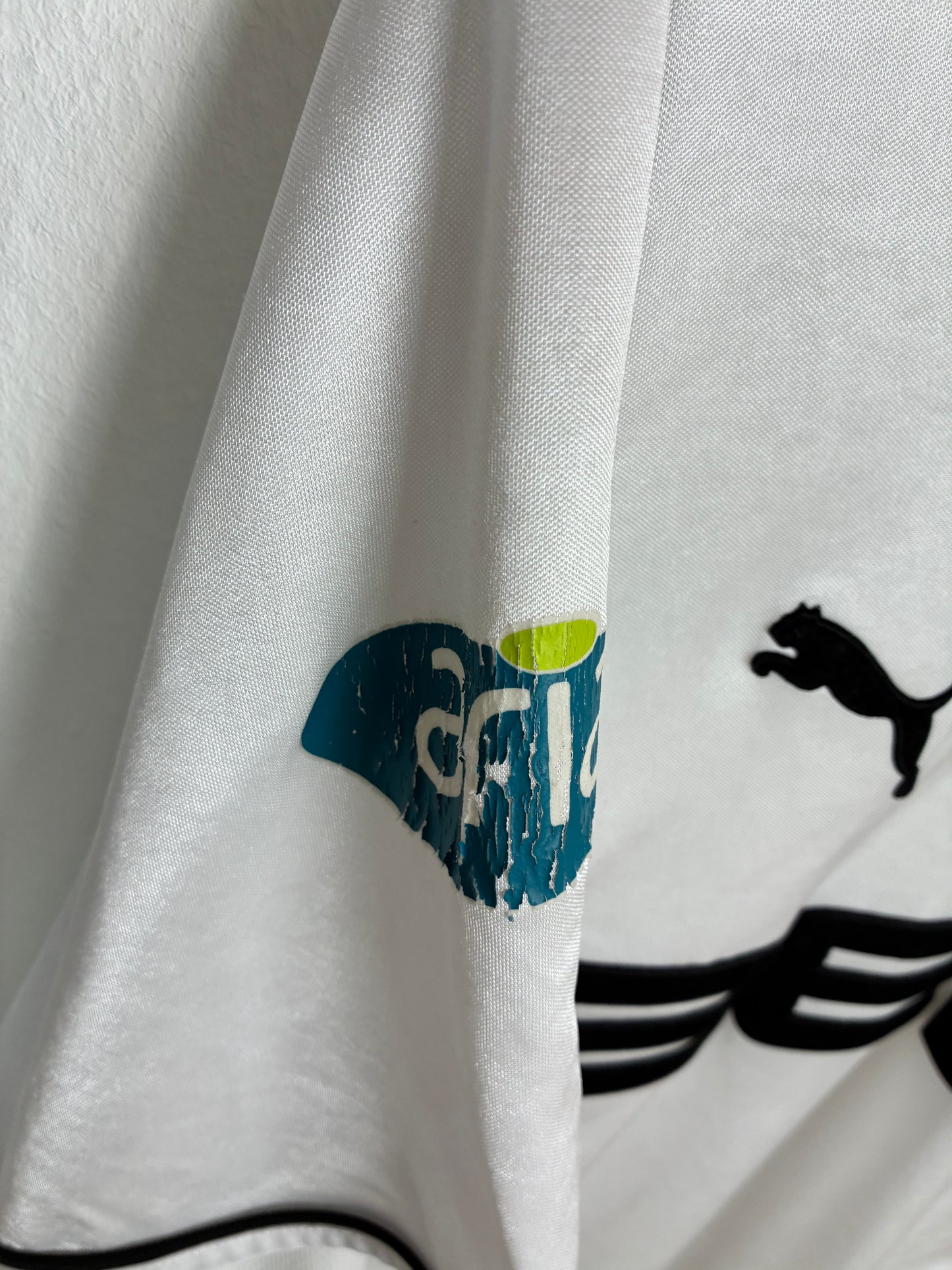 Besiktas Istanbul 2003/04, Heimtrikot,