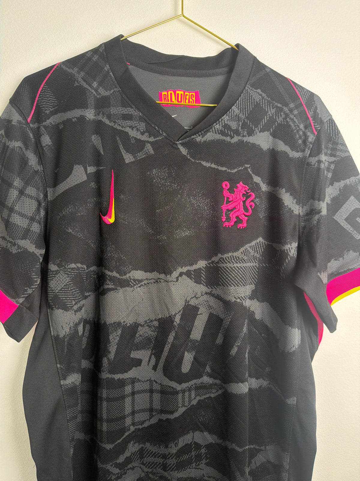 FC Chelsea 2024/25, Ausweichtrikot, L