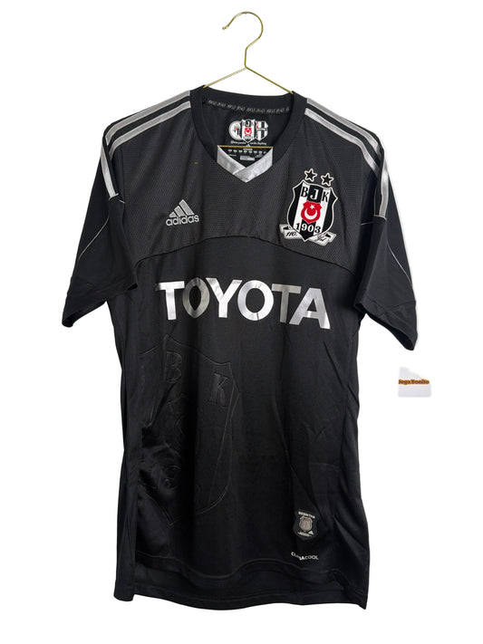 Besiktas Istanbul 2013/14, Auswärtstrikot, L