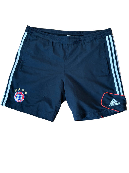 FC Bayern München 2011/12, Trainingshose kurz, L