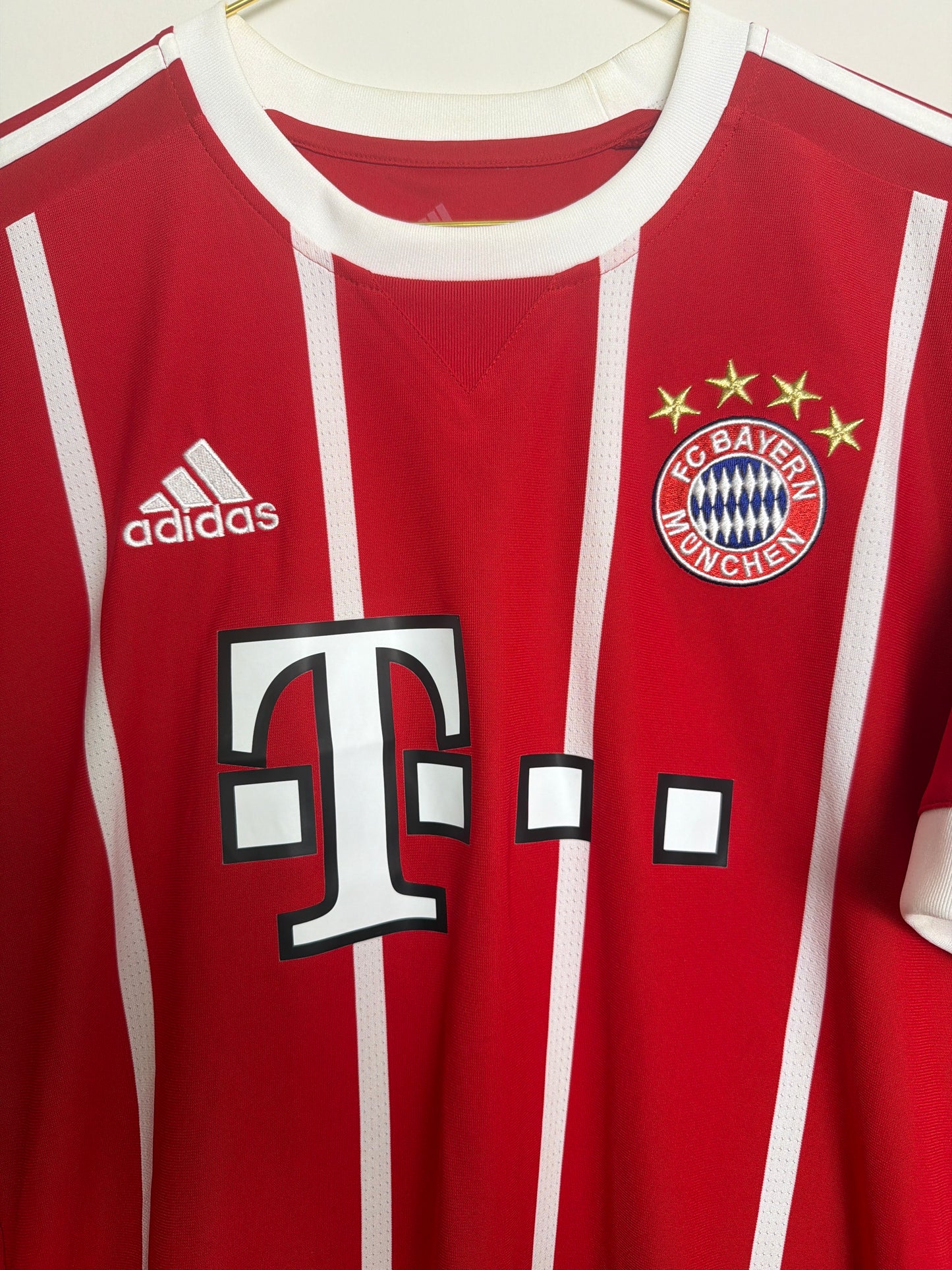 FC Bayern München 2017/18, Heimtrikot, #4, L