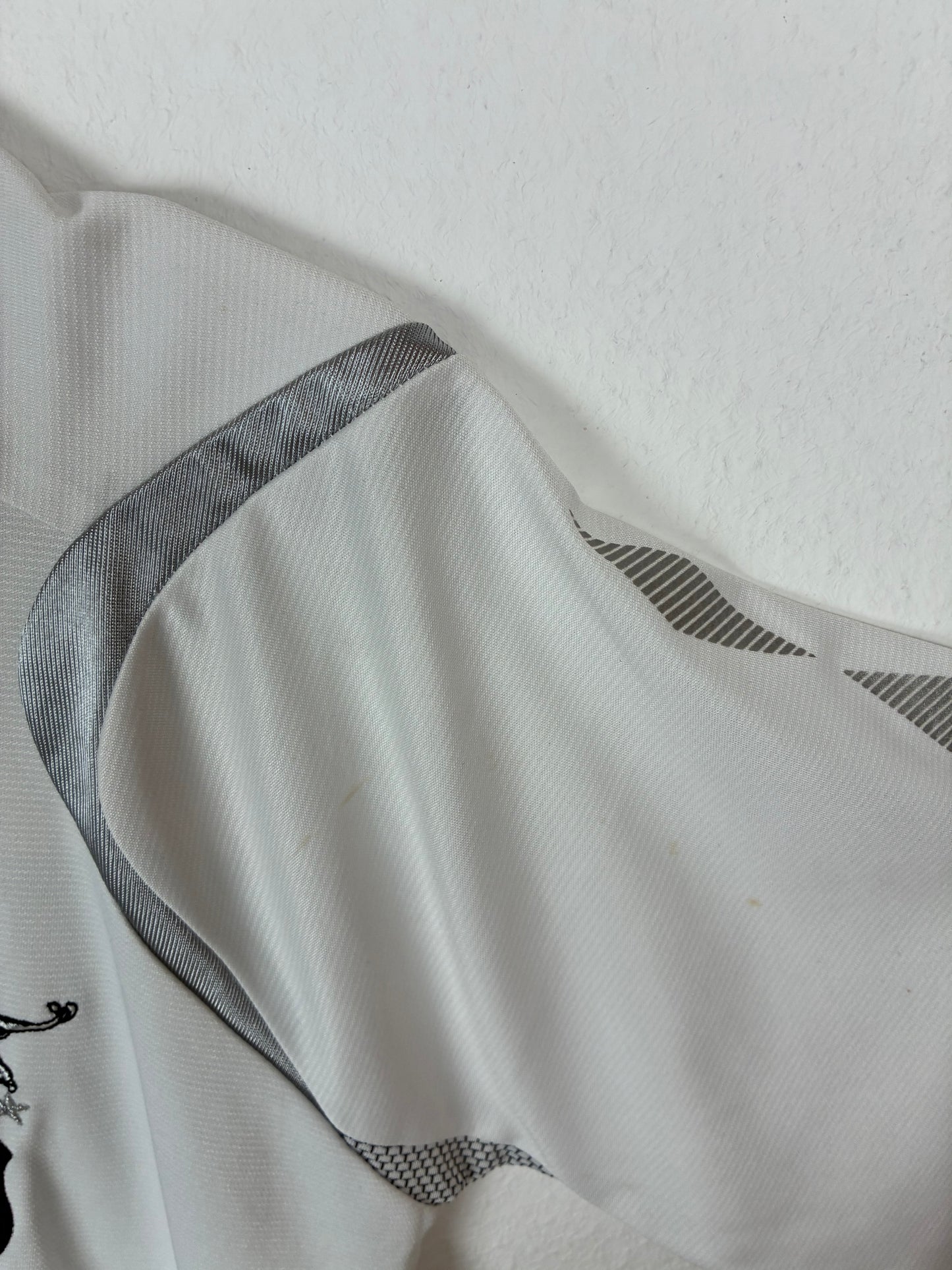 Besiktas Istanbul 2008/09, Heimtrikot, M