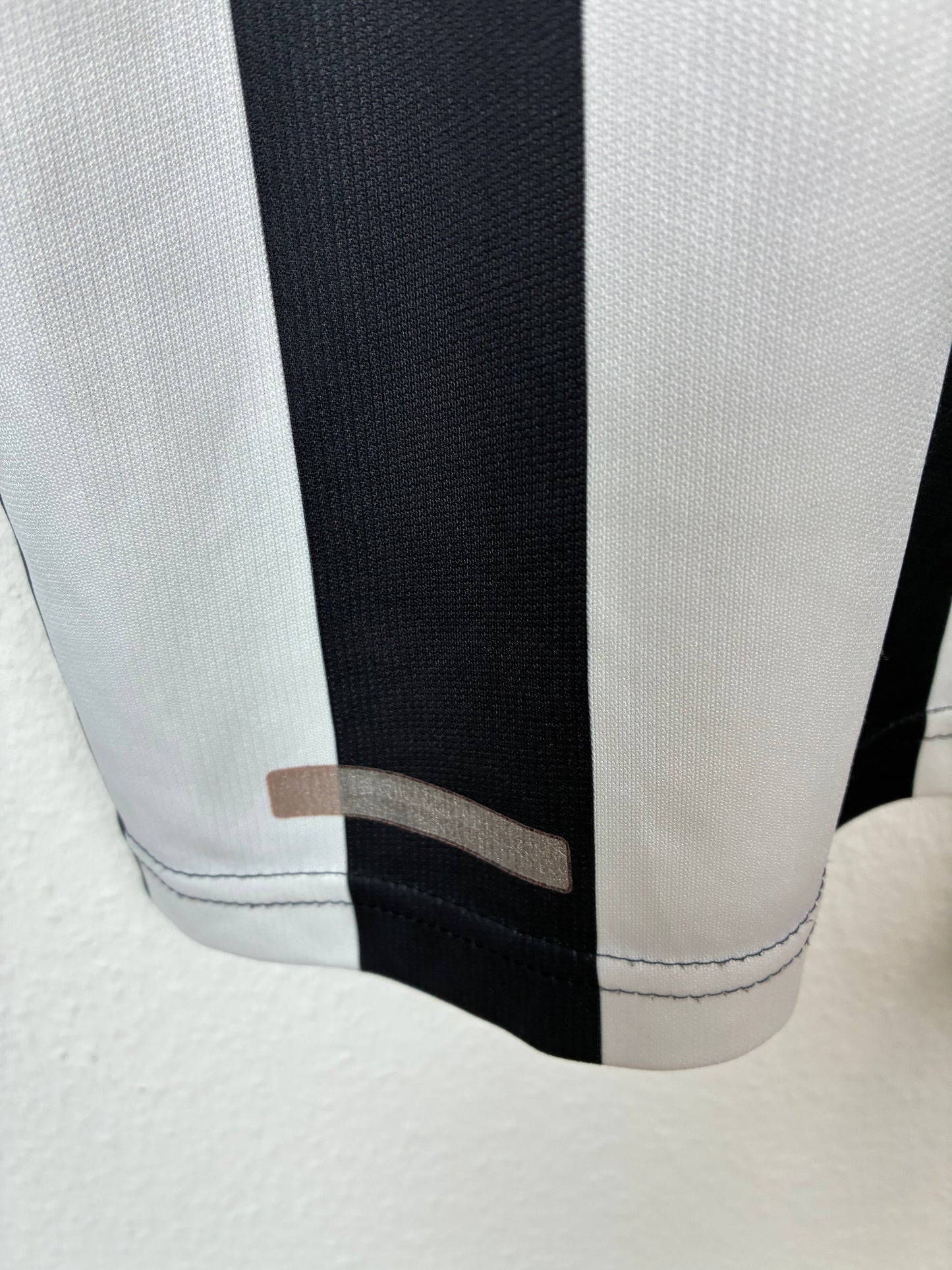 Newcastle United 2017/18, Heimtrikot, Jubiläumstrikot 125 Jahre,