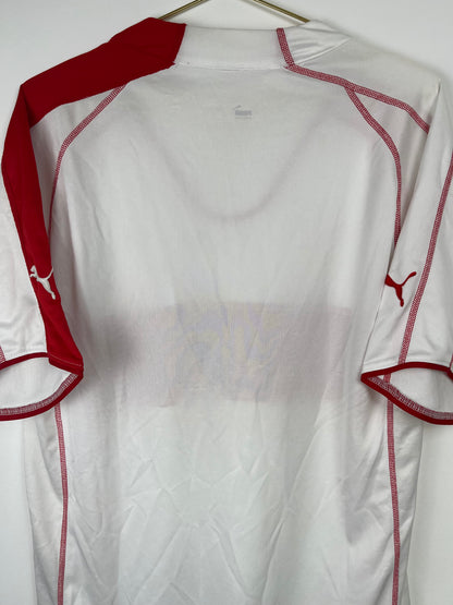 VfB Stuttgart 2005/06, Heimtrikot, L
